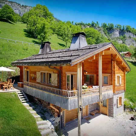 Des Mômes - Ovo Network Chalet